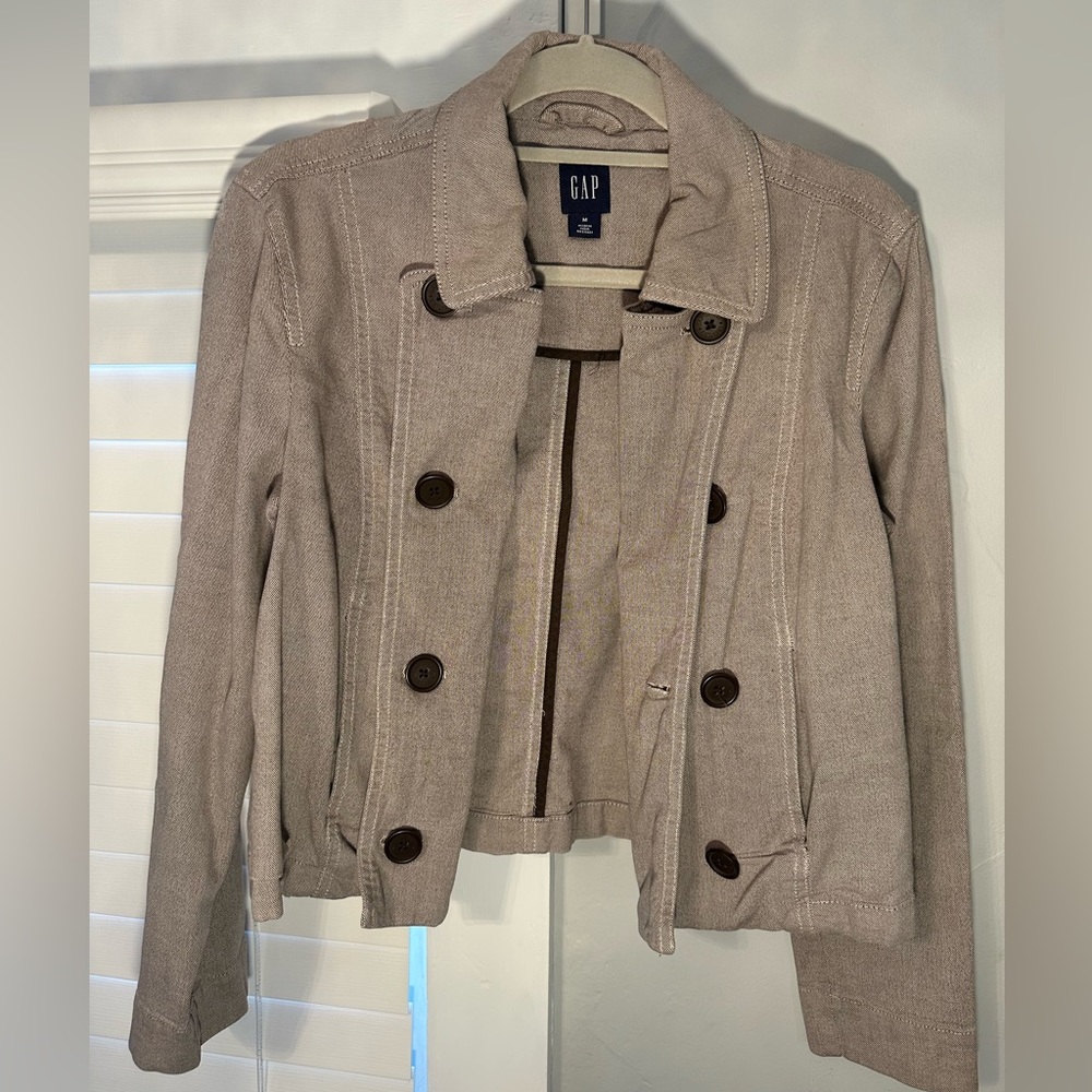 GAP brand tan/brown jacket. Twill like pattern.